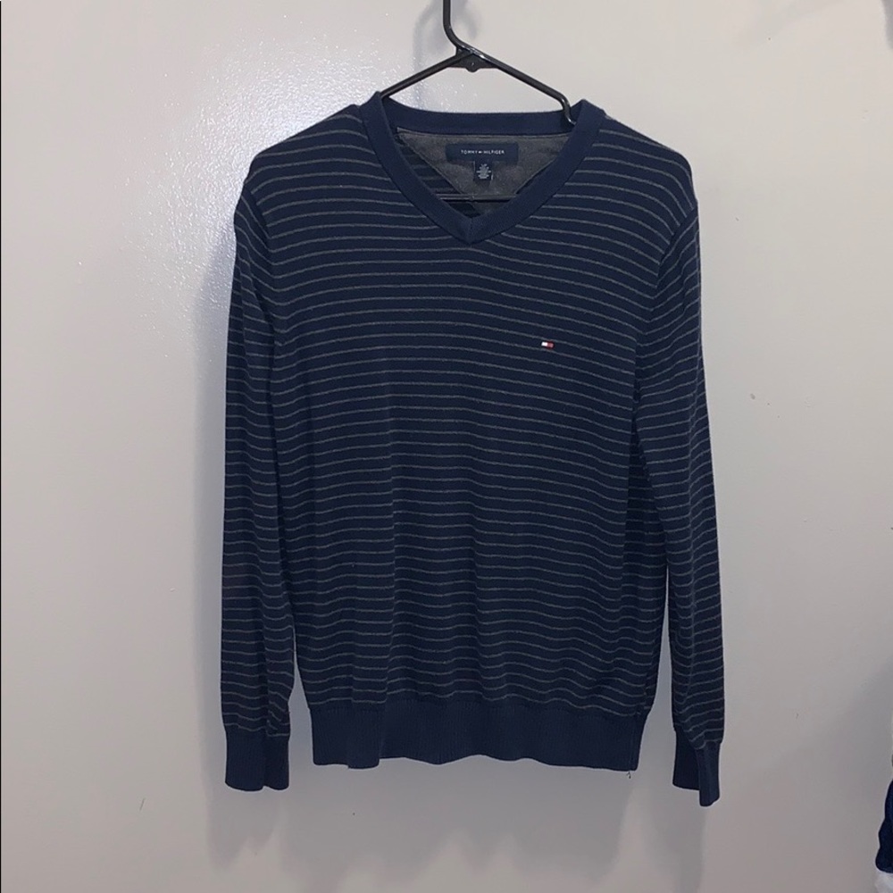🪻3/$30 Tommy Hilfiger sweater🪻